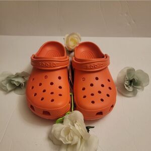 🆕️👡Crocs Classic Clogs, Orange Slip On Unisex M-8 W-10
